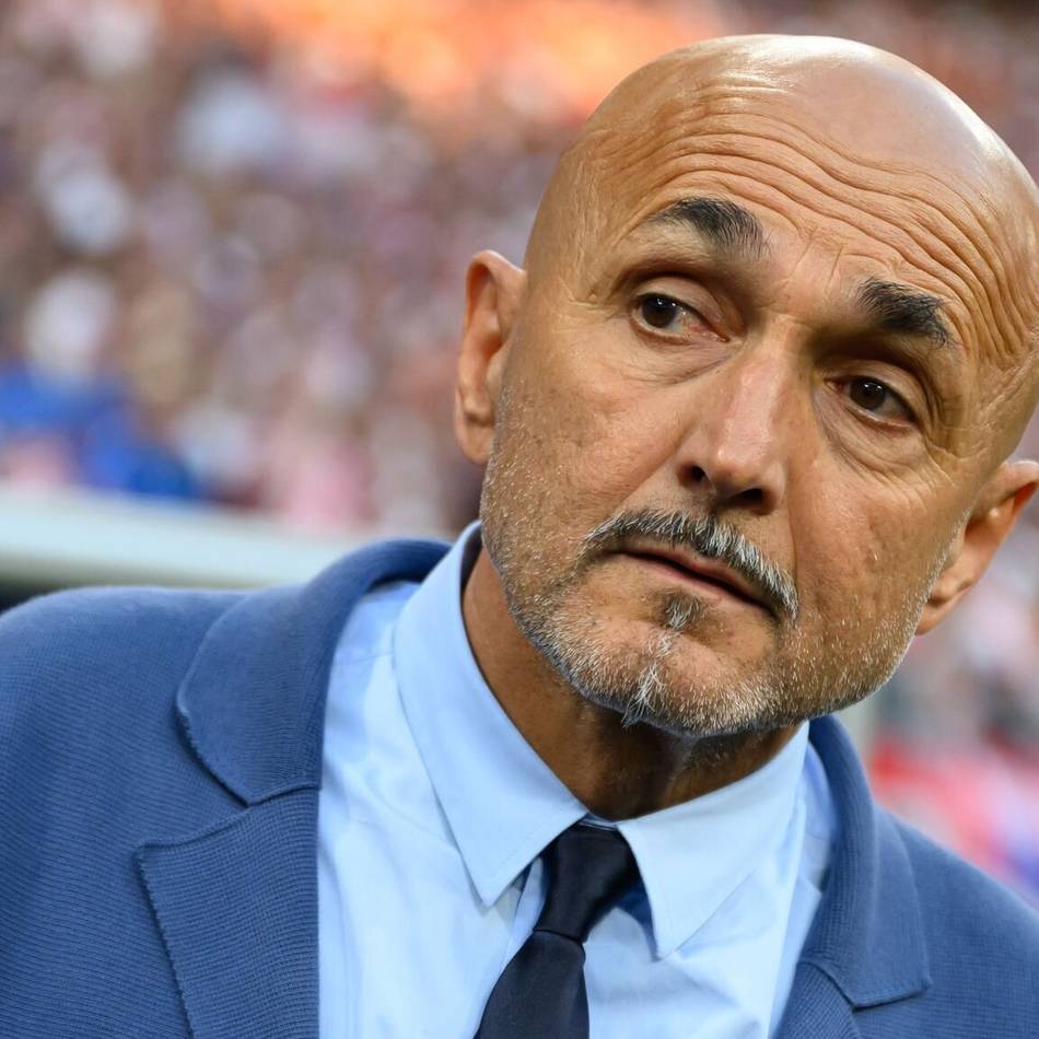 Ungewöhnliche Veranschaulichung einer strittigen Szene: Eklat in Italien – Juve-Trainer Spalletti küsst TV-Moderatorin auf die Schulter