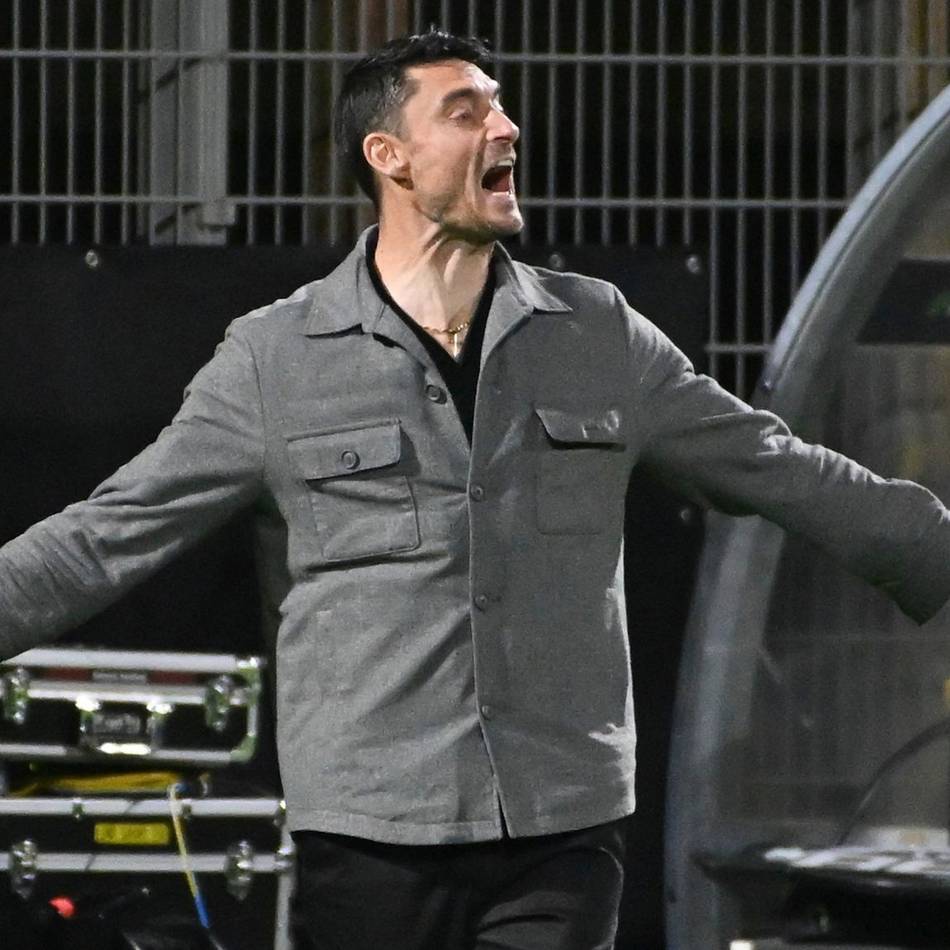 Erster Arbeitstag für den Spanier bei der SGE: „Wird ein emotionaler Tag“ – Riera startet in Frankfurt