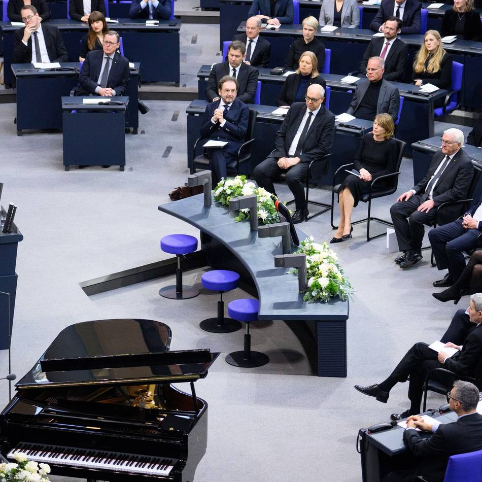 Trauerstaatsakt für Rita Süssmuth: Ein letzter Gruß der Neusser für ihre Ehrenbürgerin