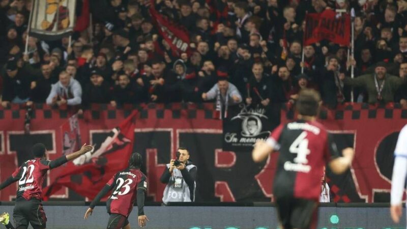 Erstes Spiel nach Klose-Verlängerung: Dreierpack von Zoma – Nürnberg schießt Karlsruhe ab