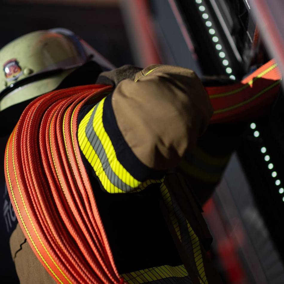 Polizei schließt Brandstiftung nicht aus: Zwei Brände in Dormagen-Horrem in einer Nacht