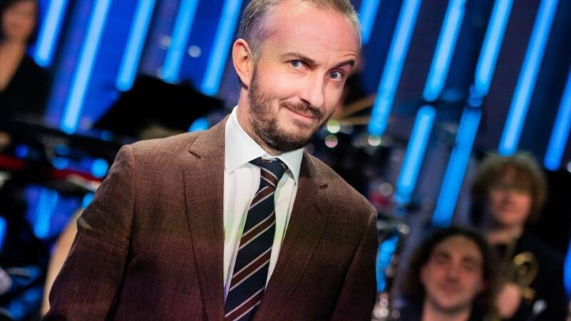 Prominente Empfehlung: „Fantastisch“ – Der Kölner Jan Böhmermann beneidet Düsseldorf um sein Schauspielhaus