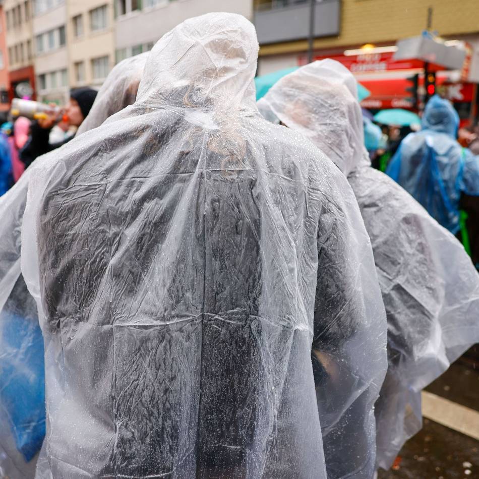 Gefahr für Karnevalsumzüge: DWD warnt vor Gewitter und Sturmböen in Köln und Düsseldorf