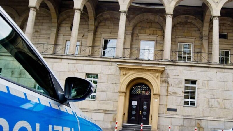 Mettmanner Senior zu drei Jahren und drei Monaten Haft verurteilt: 65-Jähriger hat jahrelang seine Enkelin missbraucht