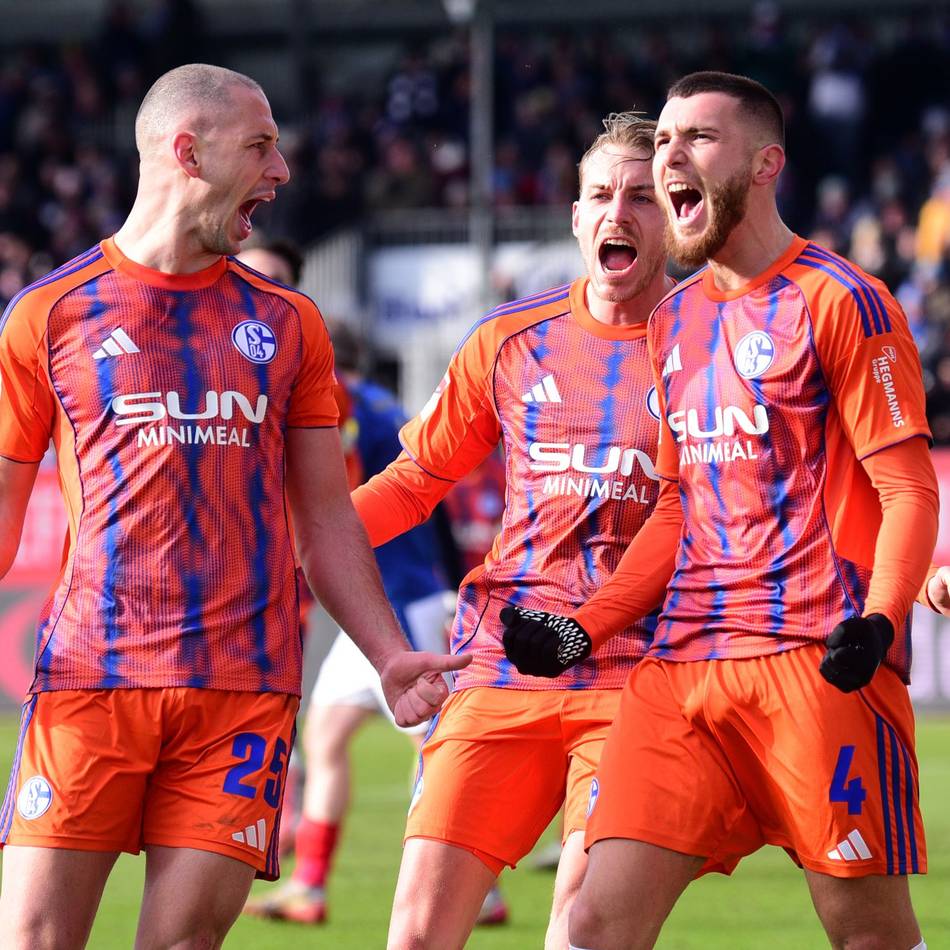 Darmstadt-Patzer genutzt: Schalke siegt in Kiel und ist wieder Tabellenführer
