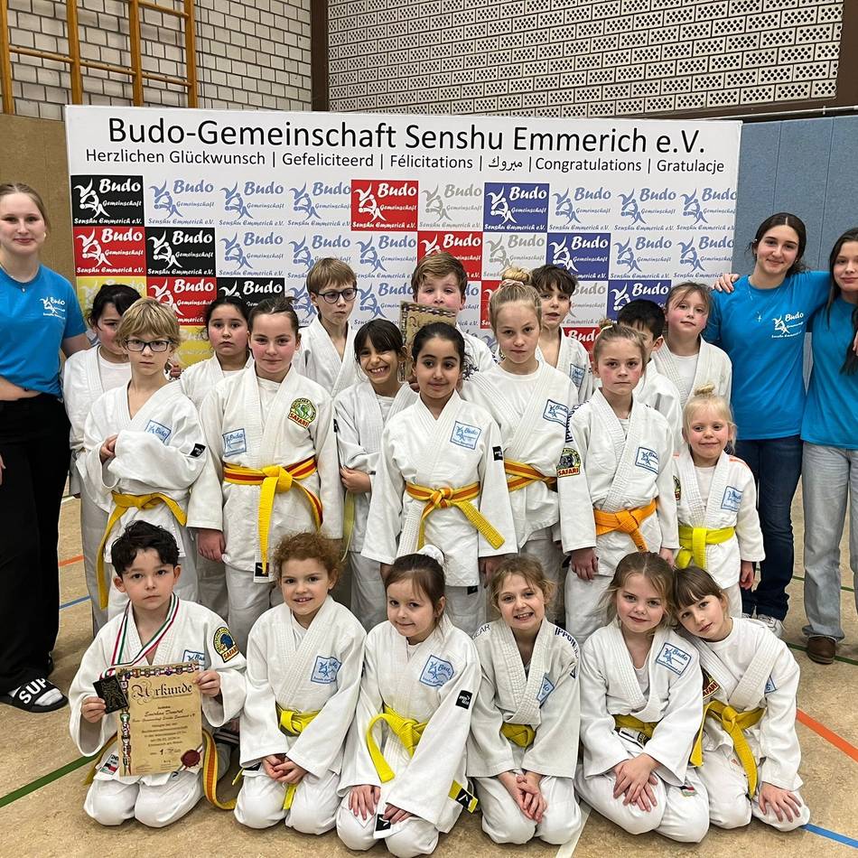 Zum ersten Mal Bezirkseinzelmeisterschaften: Senshu Emmerich schreibt Judo-Geschichte in der Stadt