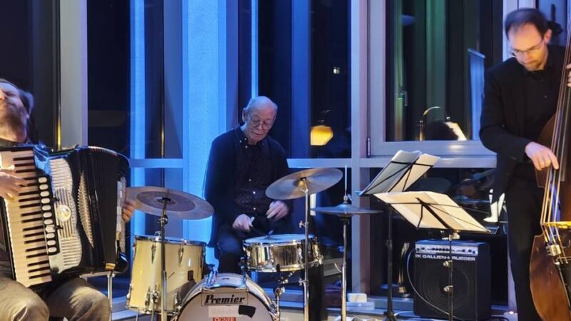 Hückeswagener Schlosskonzerte: Im Grenzgebiet von Klassik und Jazz