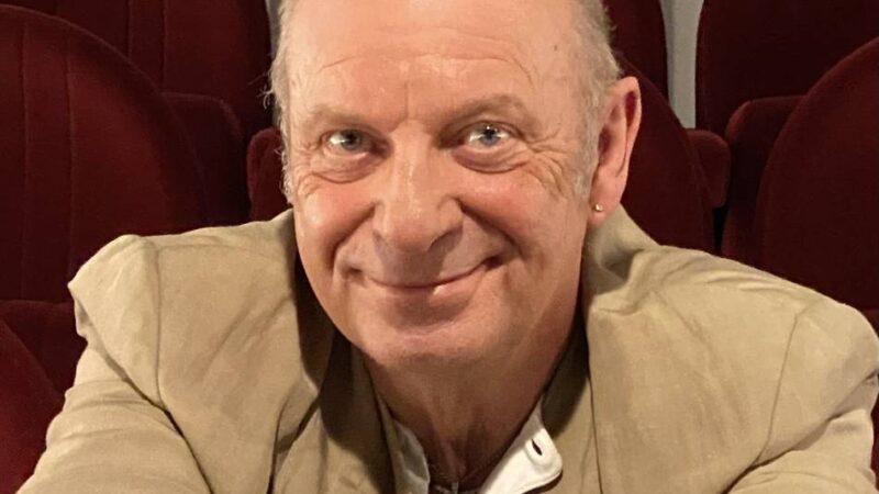 Legendäres Theaterstück in Rheinberg: Ein Theaterdenkmal kommt auf die Bühne der Stadthalle