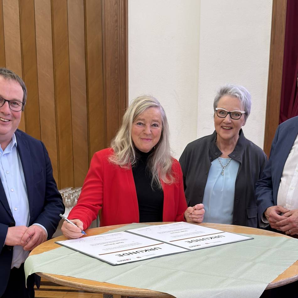 Urkunde überreicht: Wie fahrradfreundlich ist Viersen wirklich?