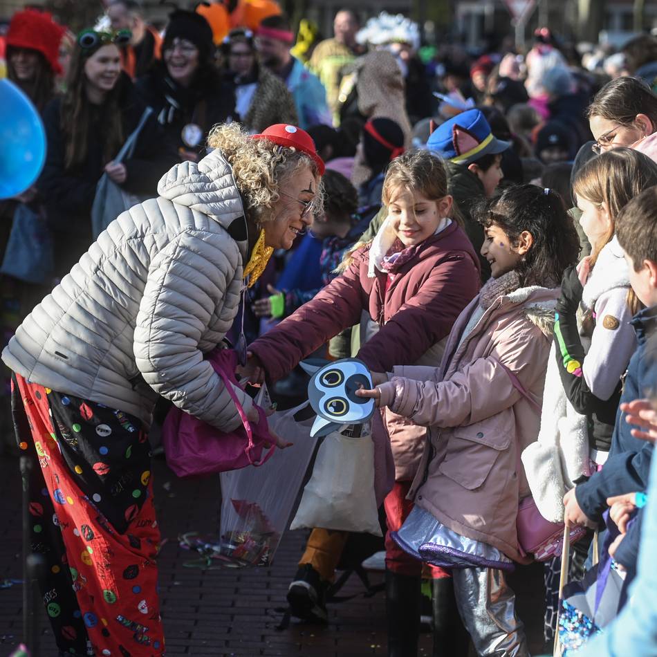 Besonders viele Kamelle: Wo Familien und Kinder sich im Karneval im Kreis Kleve besonders wohlfühlen