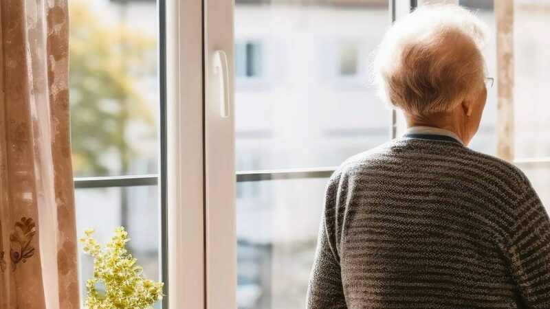 Die Verbraucherzentrale NRW in velbert gibt Tipps zu Fristen, Zustimmung und staatlichen Hilfen : Pflegeheime werden immer teurer: Diese Rechte haben Betroffene