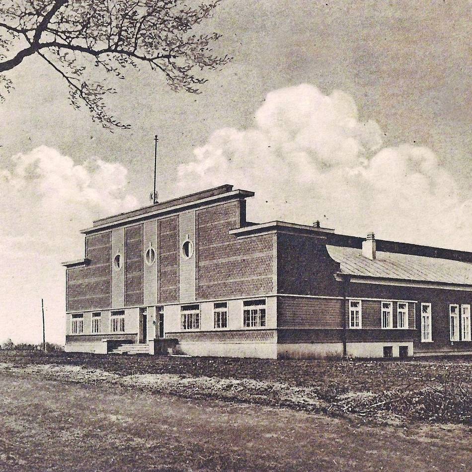 Vor 100 Jahren startete nach nur fünf Monaten Bauzeit der Probebetrieb des Langenberger Senders: Auf der Mittelwelle vom Hordtberg um die Welt