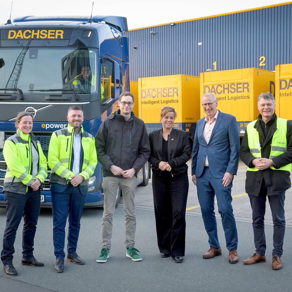 Einblick in Unternehmen: Dachser Neuss empfängt Wirtschaftsministerin Mona Neubaur