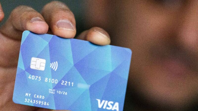 „Wir glauben, dass es mehr Vorteile bringt“: Asylsuchende in Xanten sollen die Bezahlkarte bekommen