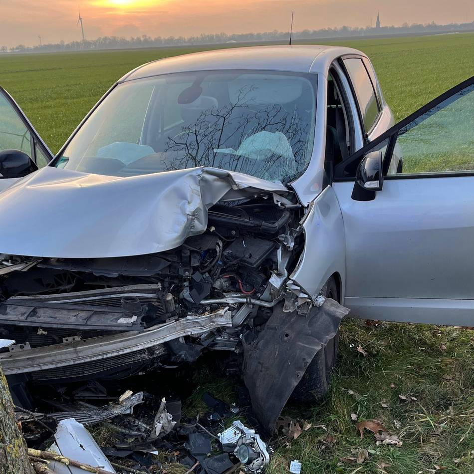 Lkw-Fahrer nahm ihm die Vorfahrt: 86 Jahre alter Autofahrer stirbt nach Unfall in Sevelen