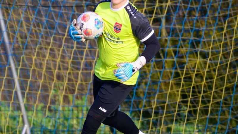 SV Sonsbeck am Samstag in Uerdingen: Torhüter Jan Fauseweh gibt die Richtung vor