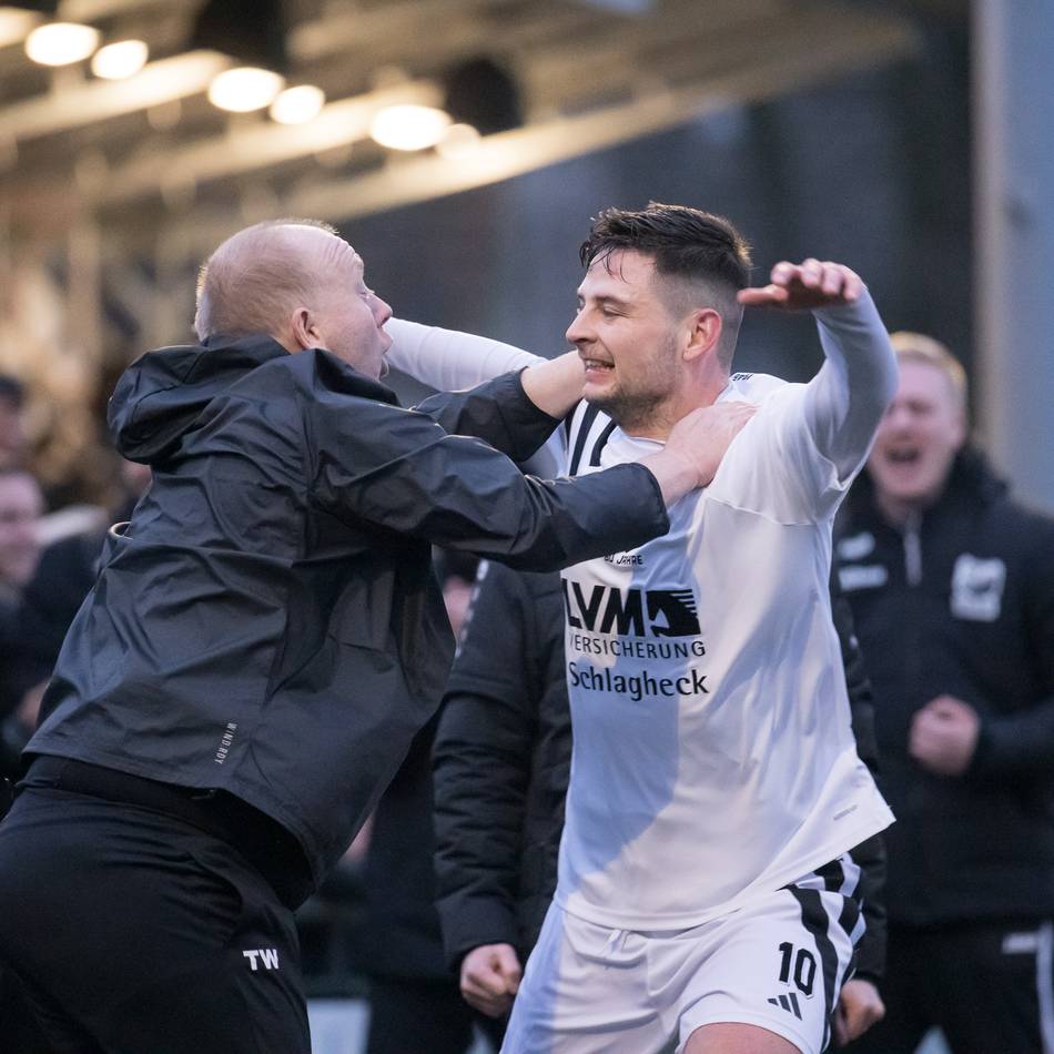 2:0-Erfolg im Derby: Budberger Traumstart ins neue Spieljahr