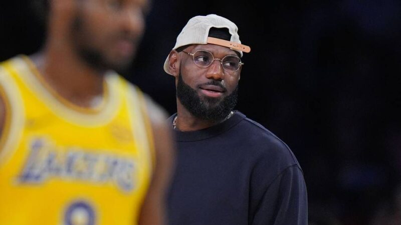 Superstar verletzt: Klatsche und Ende einer Ära – Bitterer NBA-Abend für LeBron James