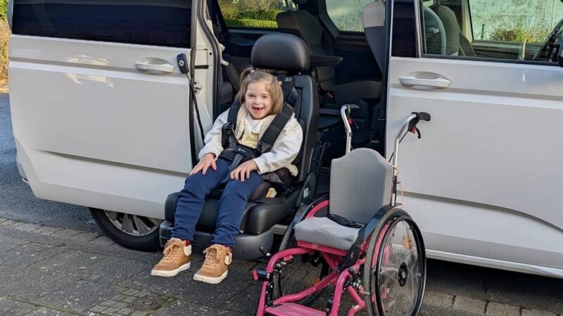 Aktion in Grevenbroich: Spendenziel erreicht – neuer Bus für achtjährige Ella