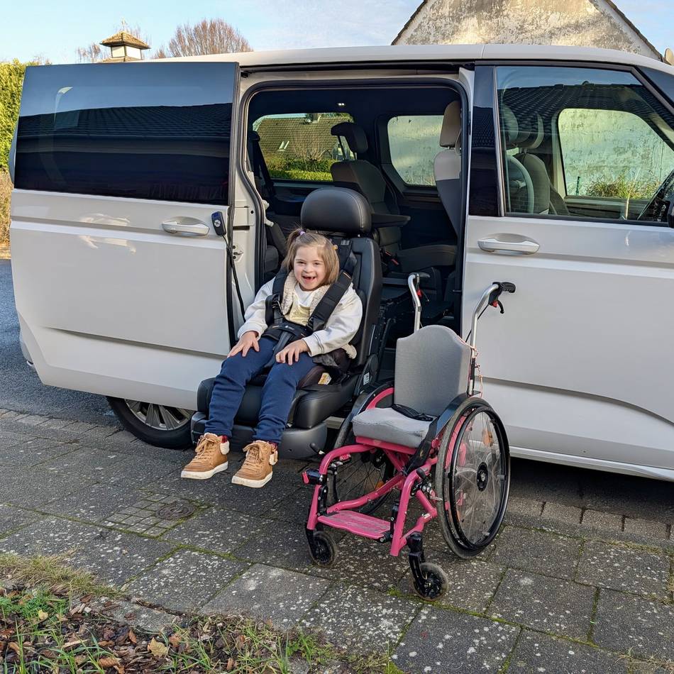 Aktion in Grevenbroich: Spendenziel erreicht – neuer Bus für achtjährige Ella