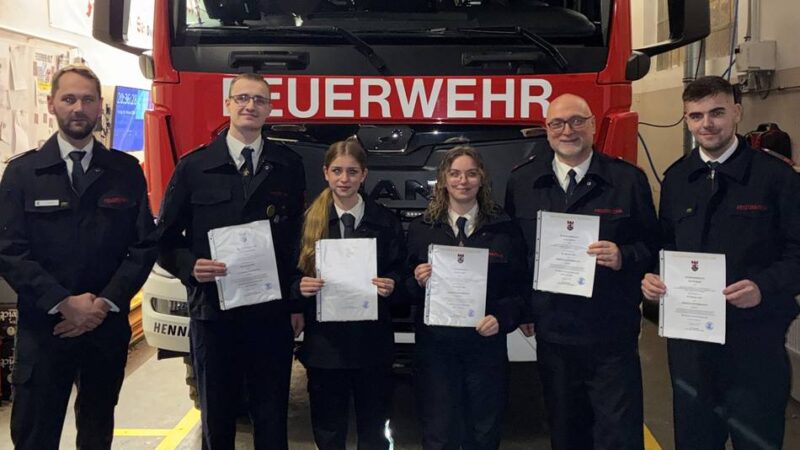 Löschgruppe Holte aus Hückeswagen: Statt Neufahrzeug eine Tageszulassung