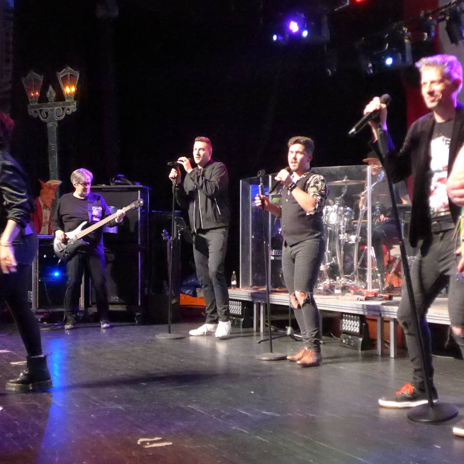 Live-Musik-Party in der Rheinberger Stadthalle: Erste Hitparade der Rhinberkse Jonges war ein Hit