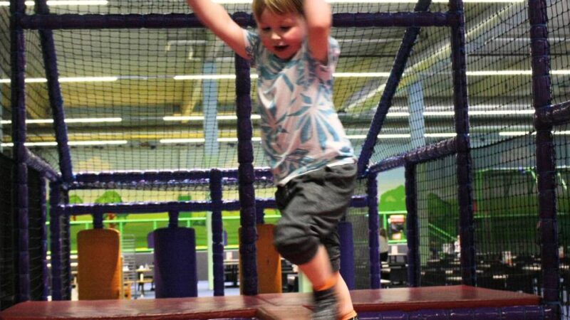 Kinderfreizeit in Mönchengladbach: Klettern, springen, laufen – wo Kinder auch im Winter was erleben