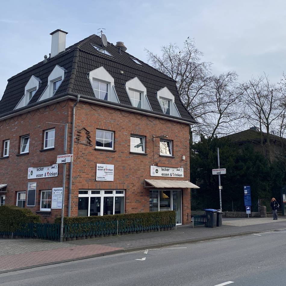 Am Harttor in Geldern: Einbrecher stehlen Tresor aus Schnellimbiss