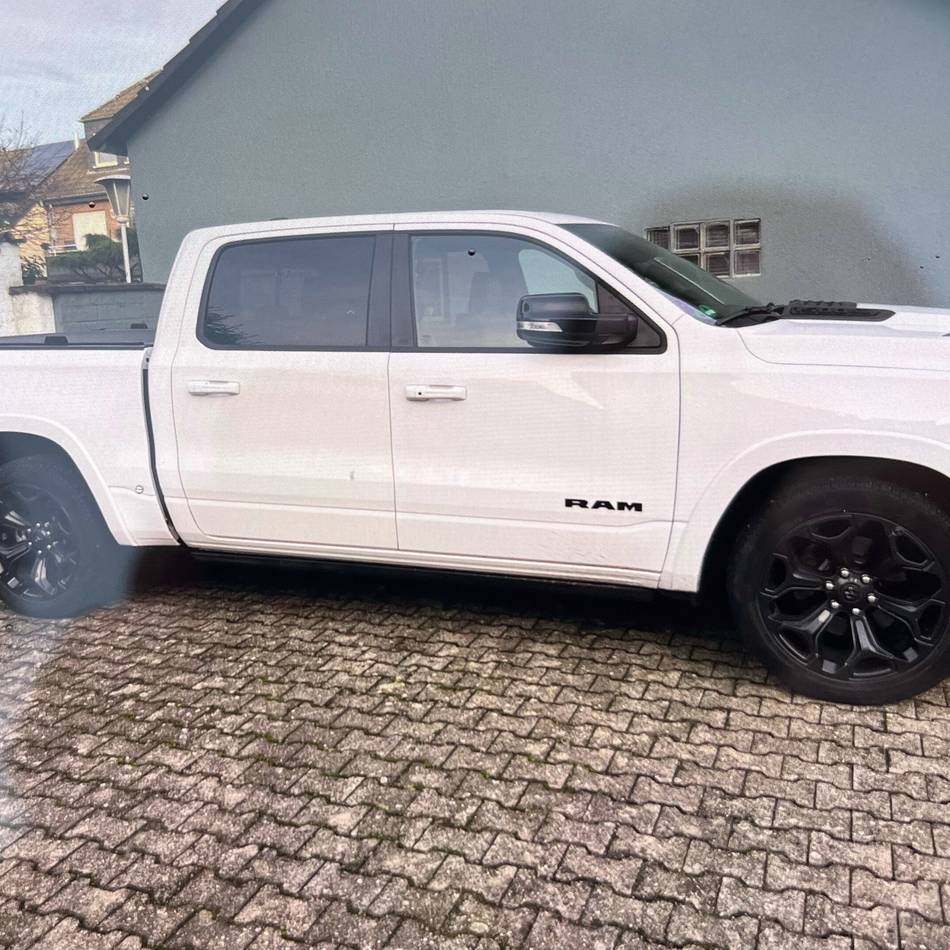 Kriminalität in Langenfeld: 100.000 Euro teurer Dodge RAM Pick-Up gestohlen