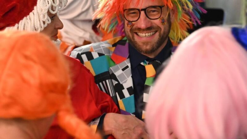 Karneval in Hückeswagen 2026: Beste Stimmung bei launiger Gala-Sitzung