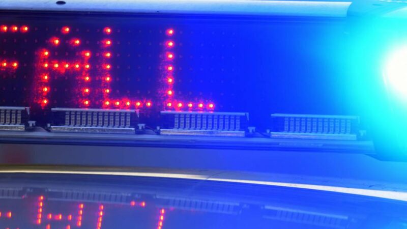 Unfall in Radevormwald: Wendemanöver endet mit zwei Schwerverletzten