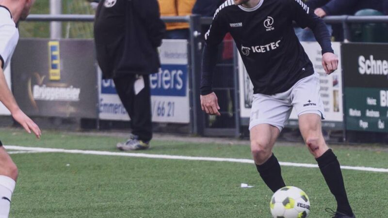 Spektakuläre Szenen im IGETEC-Sportpark: Die SGE Bedburg-Hau macht’s in Unterzahl noch einmal richtig spannend