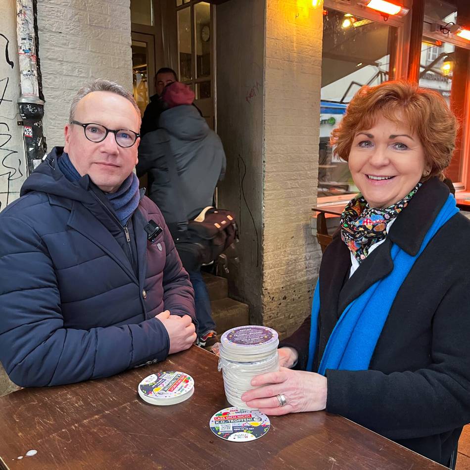 Taschendiebstahl, K. O.-Tropfen, Übergriffe: Straßenkarneval beginnt – sicher feiern mit diesen Tipps