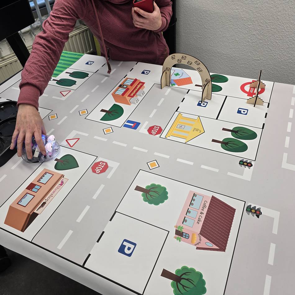 Digitale Bildung zum Anfassen: Langenfelder Schulen entdecken das Medienzentrum Mettmann