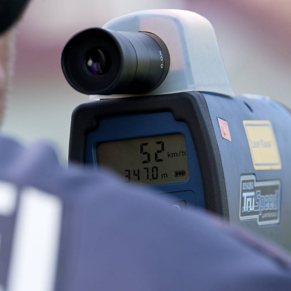 Schwerpunkteinsatz der Polizei: Polizei kontrolliert Tempo – 39 Verstöße in Mönchengladbach