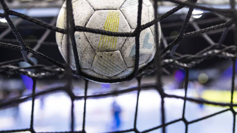 Handball aus Meerbusch: Lank bleibt in Erfolgsspur, Dämpfer für MHV