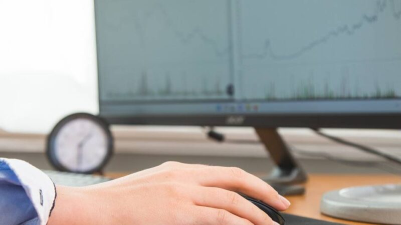 Wirtschaft in Mönchengladbach: Verbraucherzentrale gibt Tipps für private Anleger