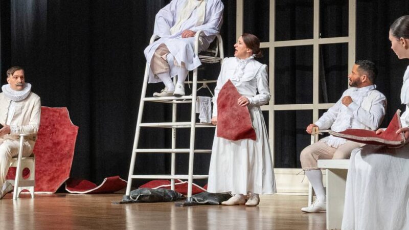 Theater in Erkelenz: Richter Adam vor Gericht – Kleists „Zerbrochener Krug“ als zeitlose Demaskierung