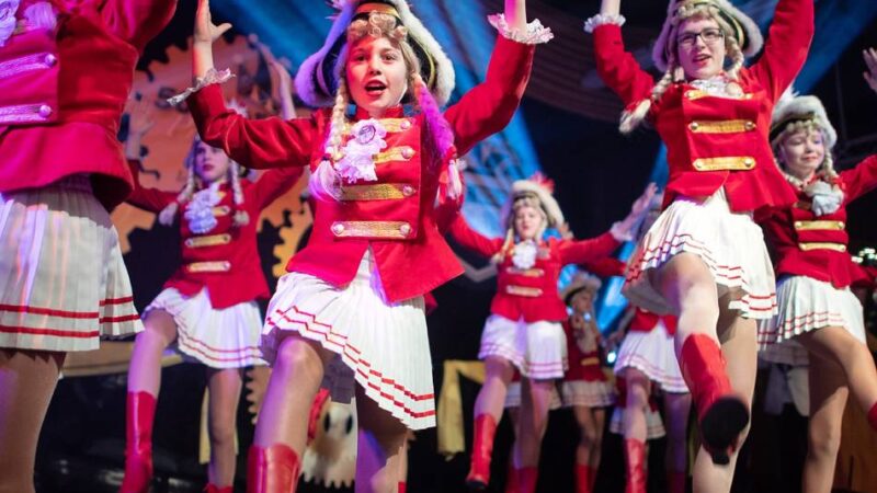 Traditionsvereine in Langenfeld: Rheinsternchen suchen Nachwuchs