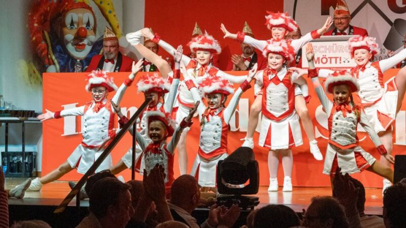 Galasitzung am Wochenende: Herzlichkeit, Tanz und Gelächter in Immerath