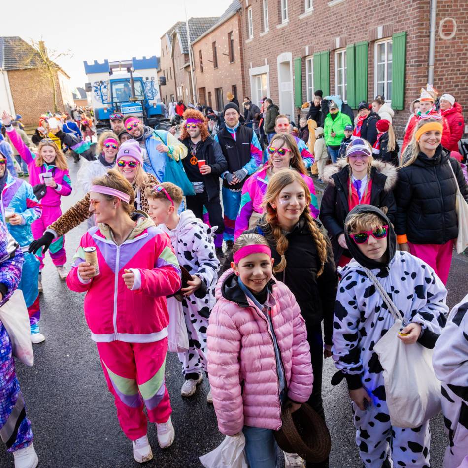 Gerderhahn und Keyenberg: Gute Stimmung am Veilchendienstag