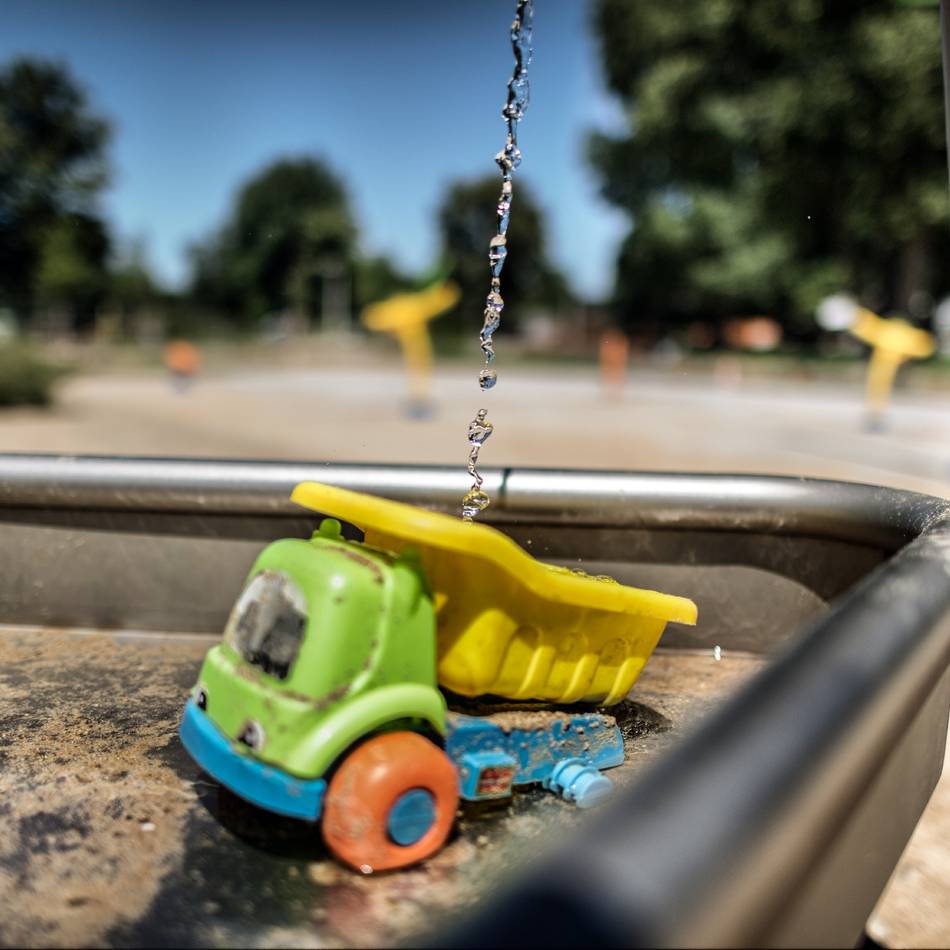 Mehr Hitzetage in Monheim: Politik streitet über Sonnenschutz auf Spielplätzen in Monheim