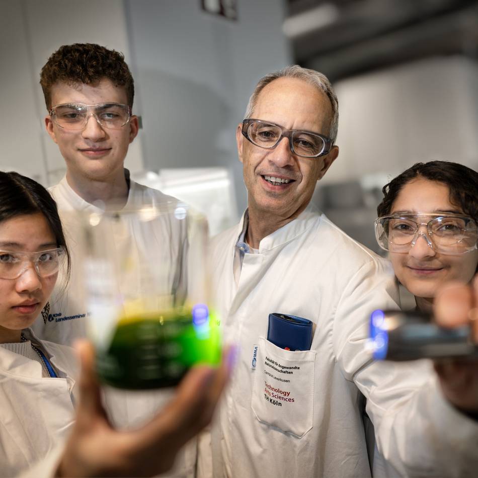 Schüler zu Gast in Leverkusen: Olympische Spiele für Nachwuchs-Chemiker