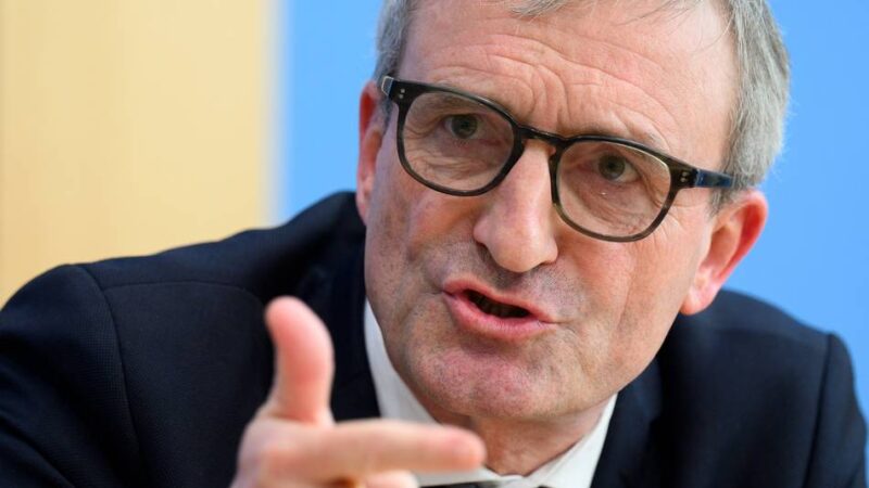 Irrweg des Ex-OB: Thomas Geisel spielt dem Kreml in die Karten