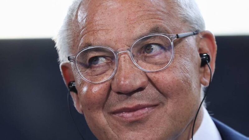 Rückkehr in die Bundesliga?: „Klar im Kopf“ – Magath bringt sich bei Werder ins Gespräch