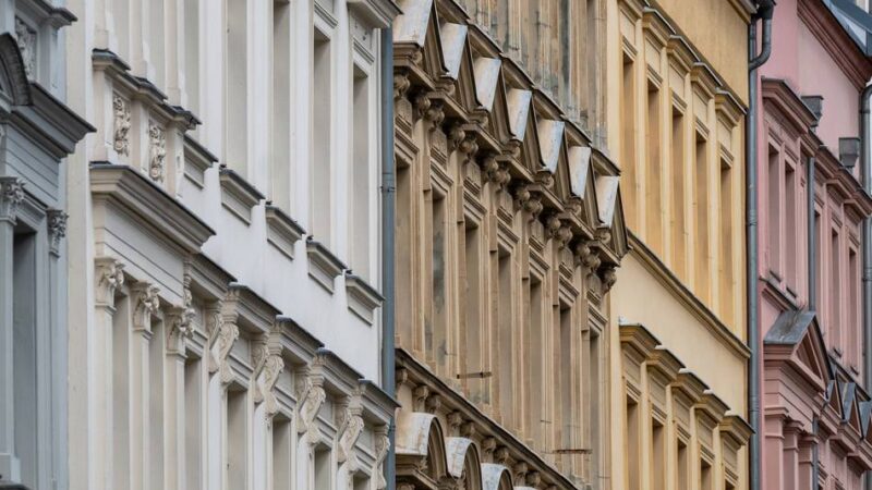 Gewerkschaft schlägt Alarm: Jüngere und Ältere sind die Verlierer auf dem Wohnungsmarkt im Rhein-Kreis Neuss