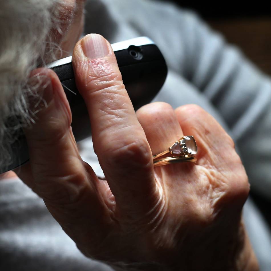 Senioren in Düsseldorf: Seniorenräte laden auch im Februar zu Sprechstunden