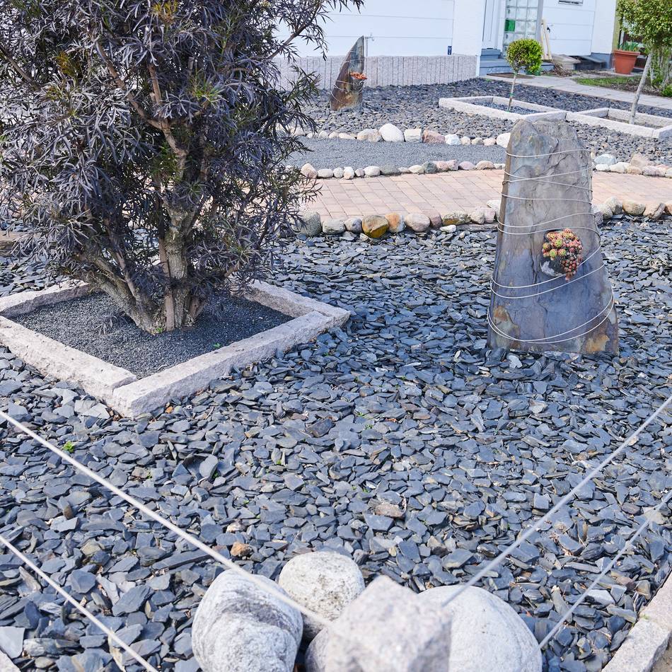 „Lebendiges Geldern“: Stadt setzt Schottergärten-Kontrollen in Veert fort