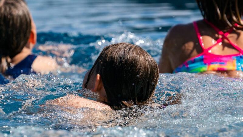 Schulen, Vereine, Schwimmschulen: Wo Kinder in Dormagen schwimmen lernen