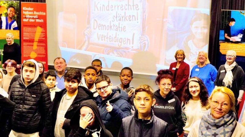 Kaarster Unternehmer produziert Video für Kinderrechte: „Wir möchten die Kinder hörbar und sichtbar machen“